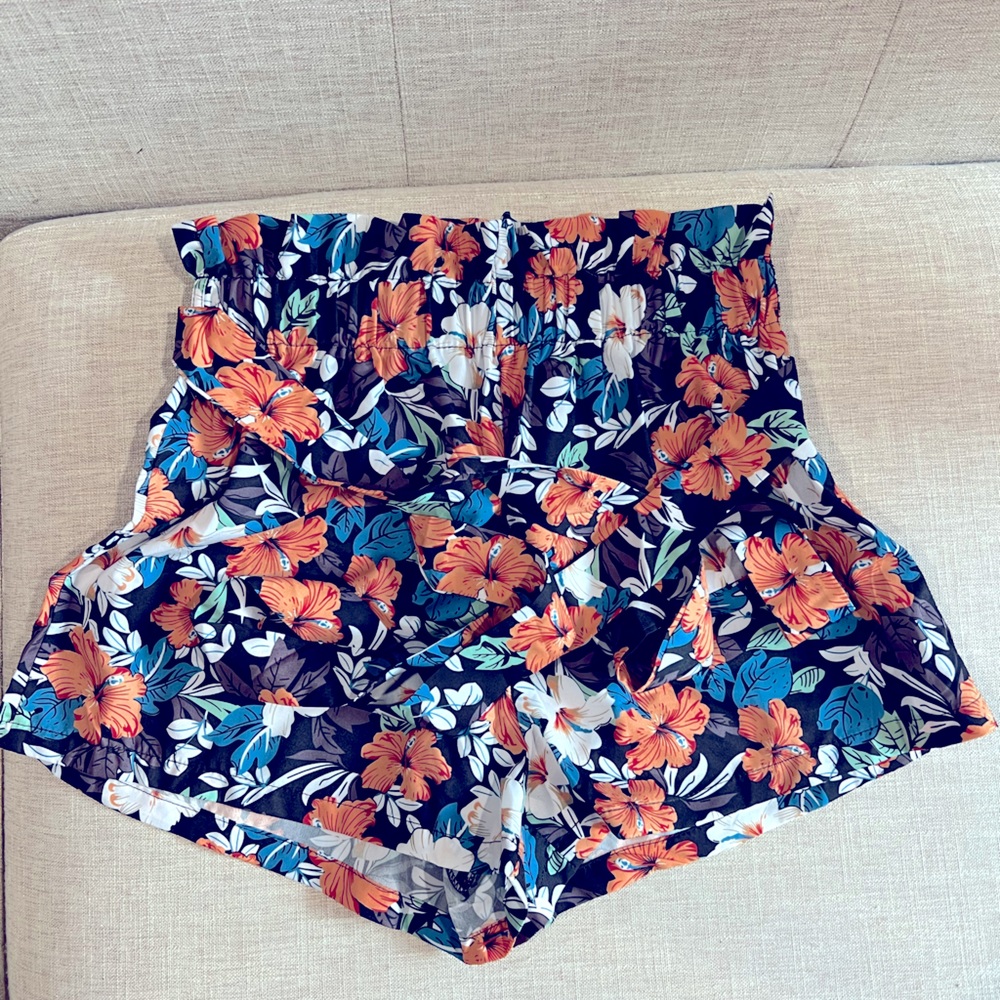 Gorgeous Womens shorts!